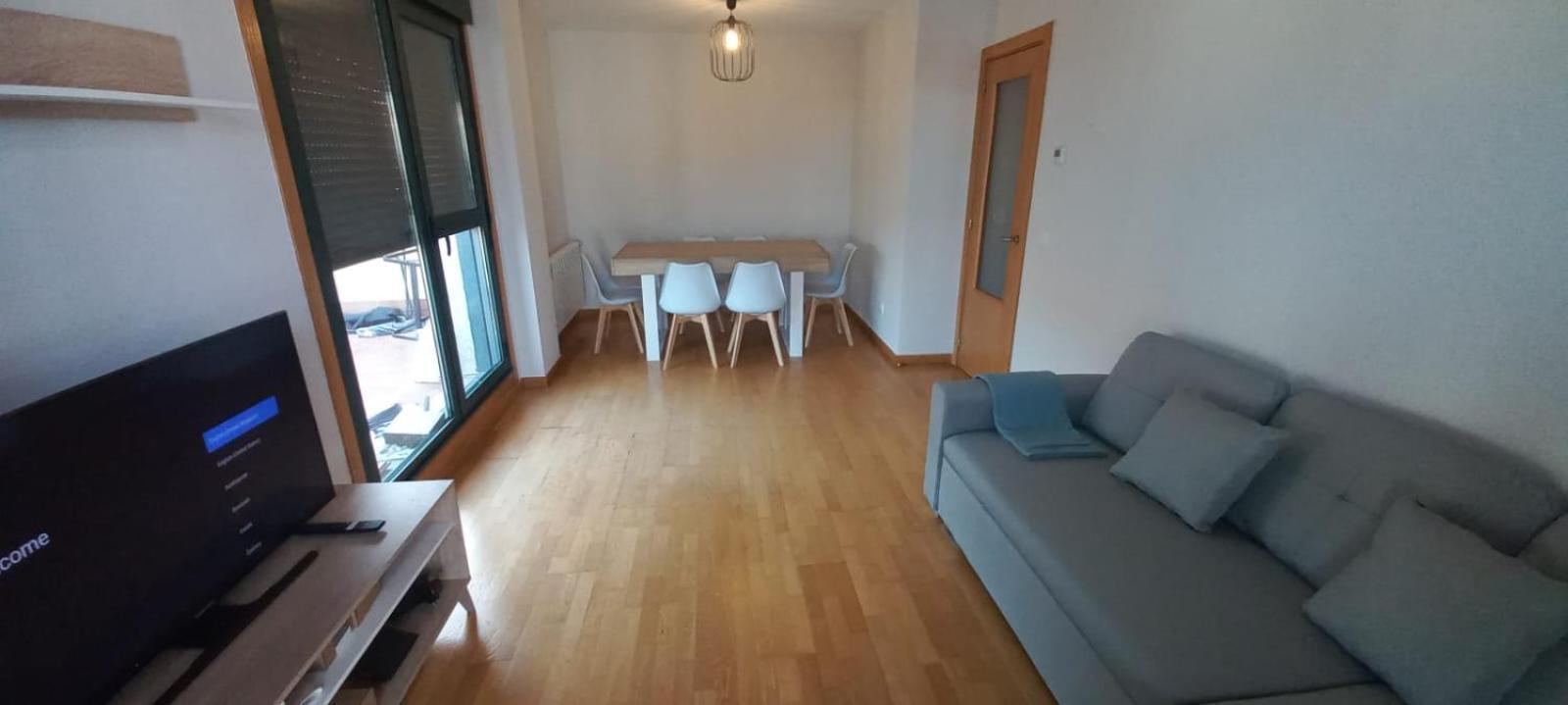 Apartamento Con 2 Dormitorios, Garaje Y Terraza Junto A Валадоид Екстериор снимка